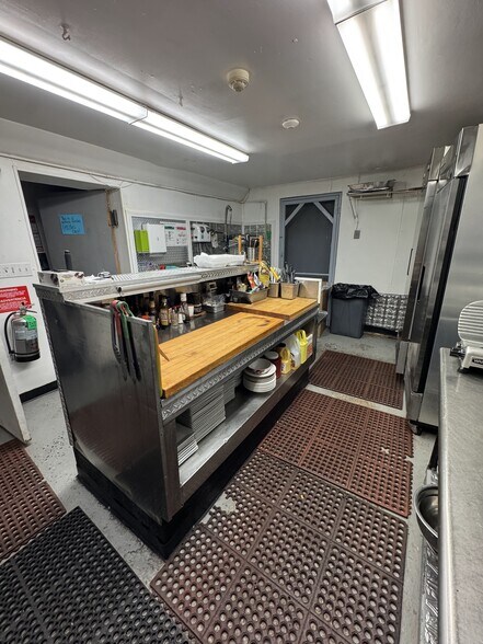 More Photos Of 439 Derby Ave, West Haven Restaurant For Sale