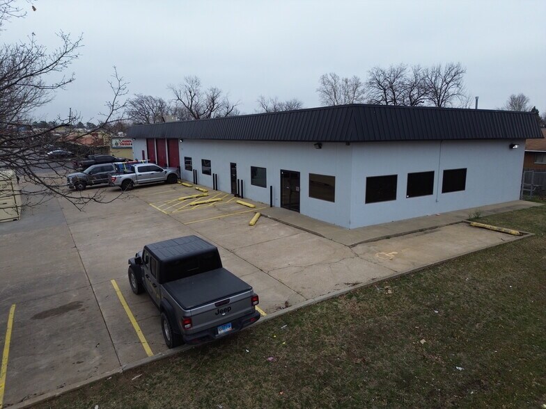 More Photos Of 12618-12620 E 31st St, Tulsa Freestanding For Sale