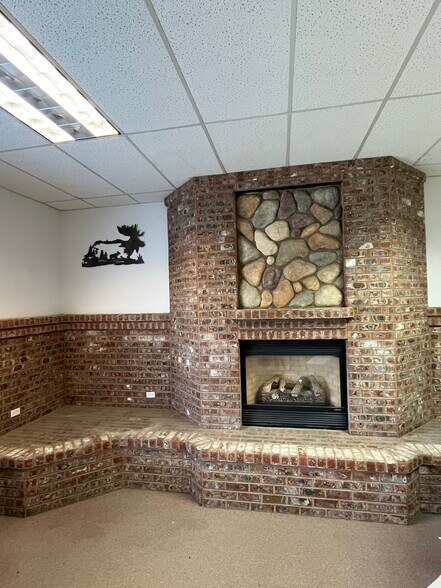 More Photos Of 1965 Highway 395 S, Chewelah Warehouse For Sale