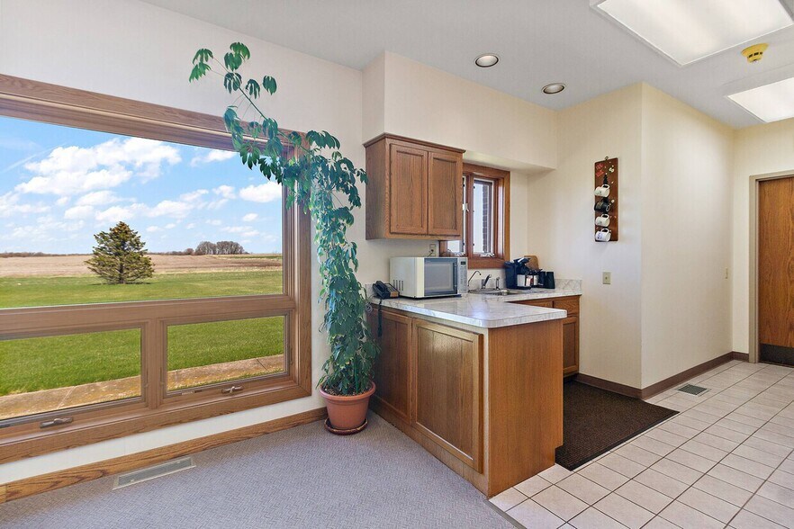 More Photos Of 10808 W Monee Manhattan Rd, Monee Office For Sale