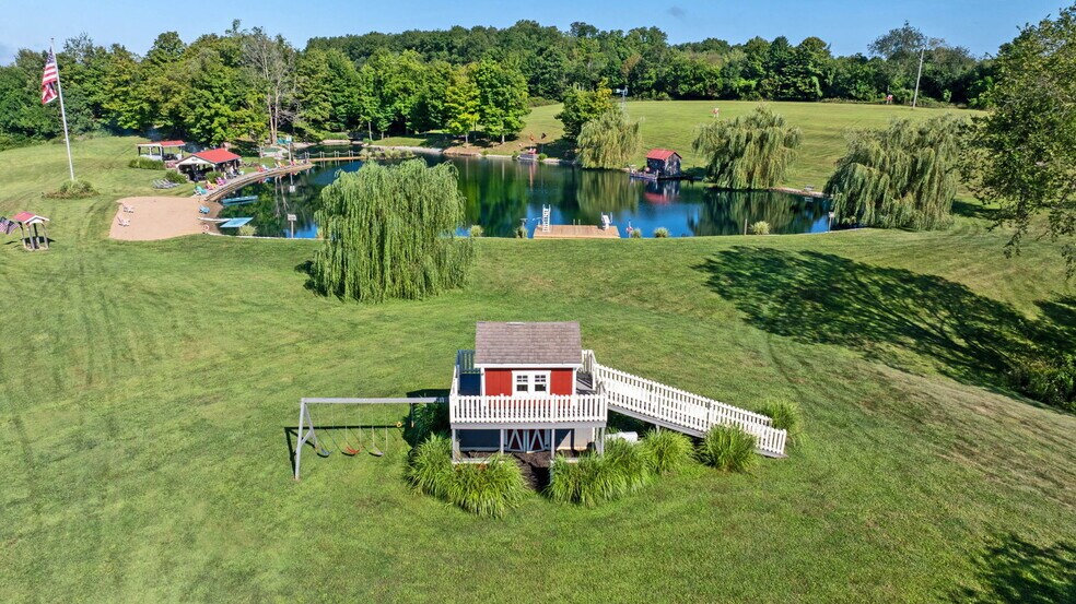 More Photos Of 5643 Yankee St, Fredericktown Specialty For Sale