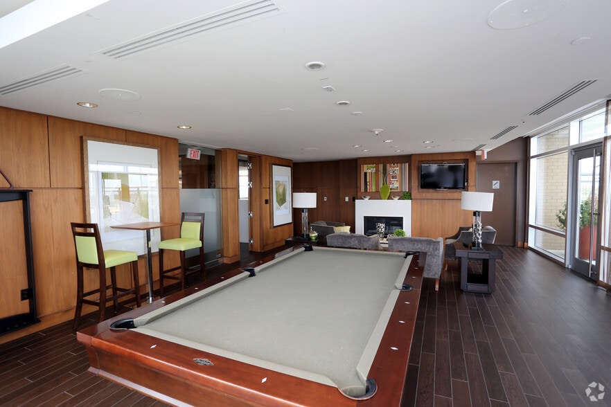 More Photos Of 8710 Cameron St, Silver Spring Apartments For Lease