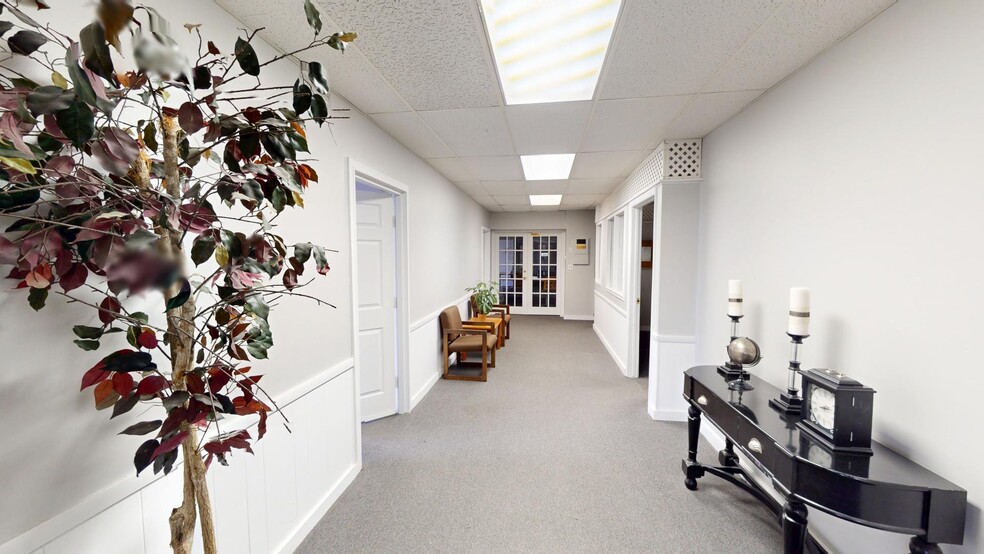 More Photos Of 135 Park Ave, Barrington Office For Sale