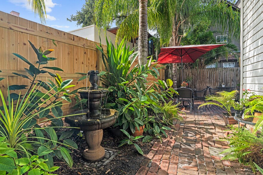 More Photos Of 44 Spanish St, Saint Augustine Hotel For Sale