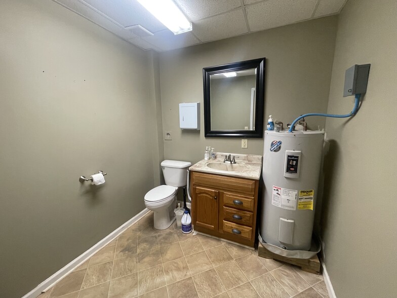 More Photos Of 5175 GA Highway 219, Fortson Restaurant For Lease