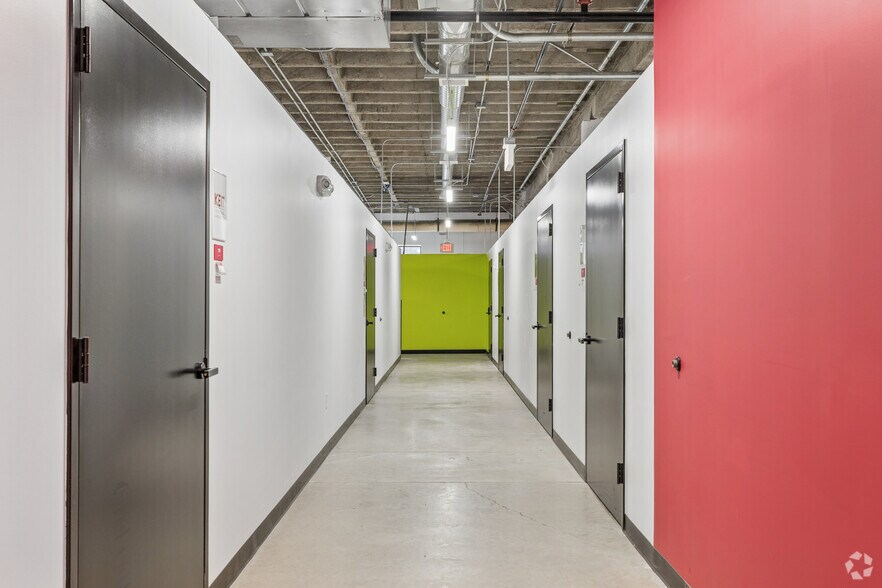More Photos Of 204 12th St, Des Moines Office For Lease