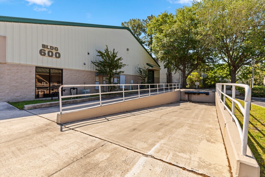 Primary Photo Of 3653 Regent Blvd, Jacksonville Warehouse For Sale