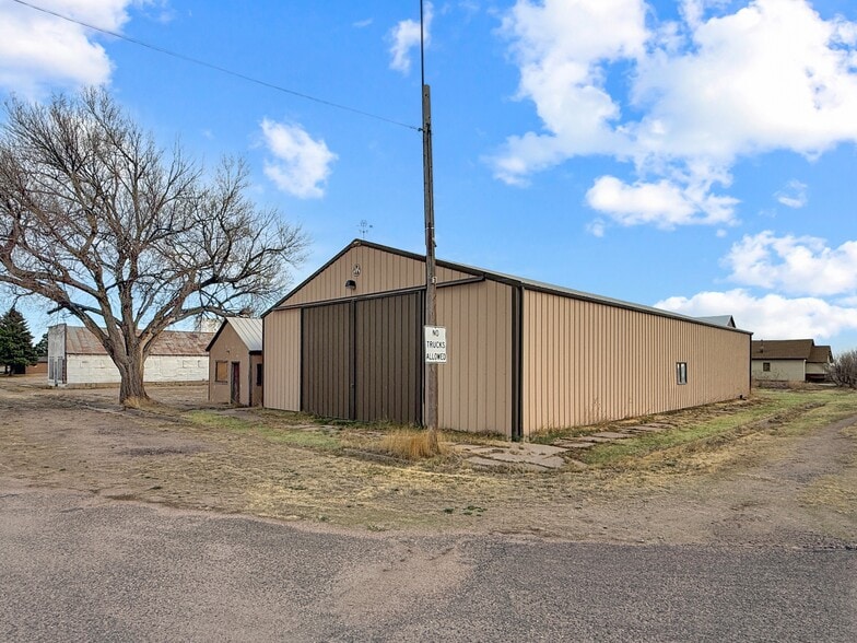 More Photos Of 820 Front St, Arriba Contractor Storage Yard For Sale