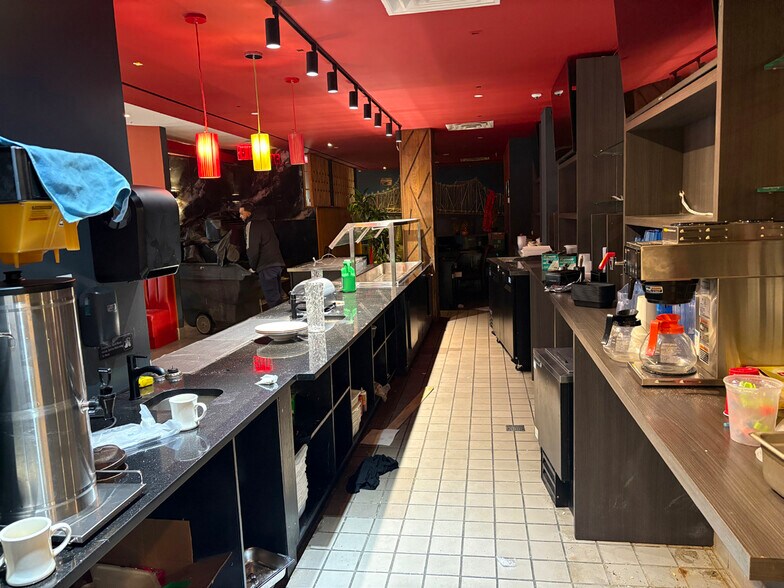 More Photos Of 4117 Crescent St, Long Island City Apartments For Lease