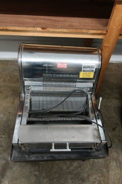 More Photos Of 71 Commerce St, Hickory Supermarket For Sale