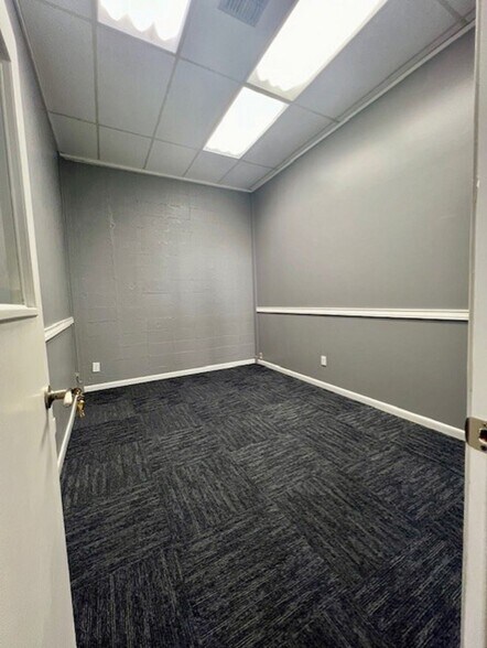 More Photos Of 1500 Louisville Ave, Monroe Office For Sale