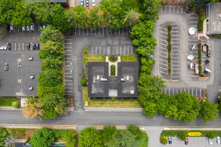 More Photos Of 154 Wells Ave, Newton Office For Lease