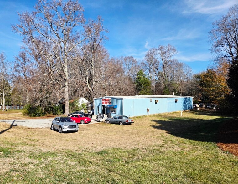 Primary Photo Of 3386 Hands Mill Hwy, York Industrial For Sale