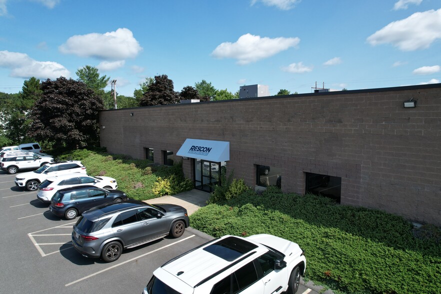 Primary Photo Of 290 Vanderbilt Ave, Norwood Research And Development For Lease