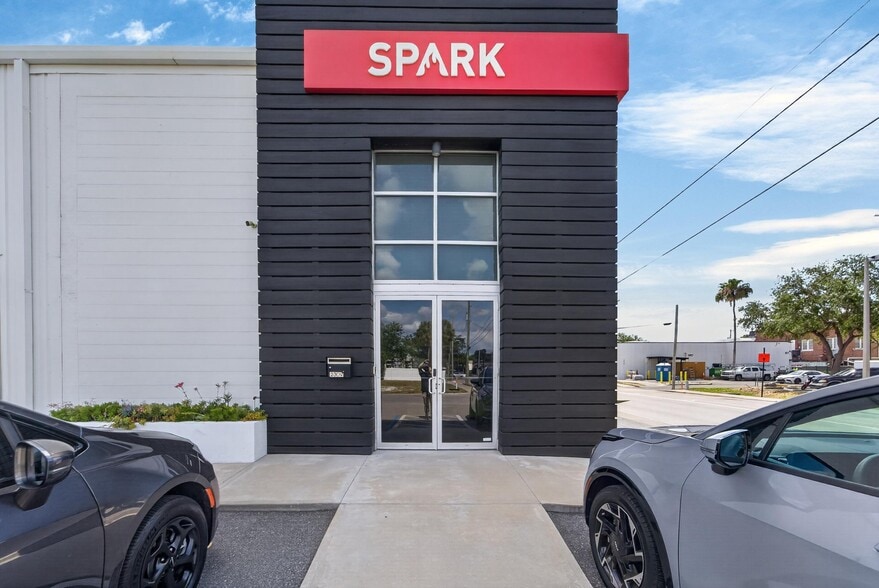 More Photos Of 2309 W Platt St, Tampa Freestanding For Lease