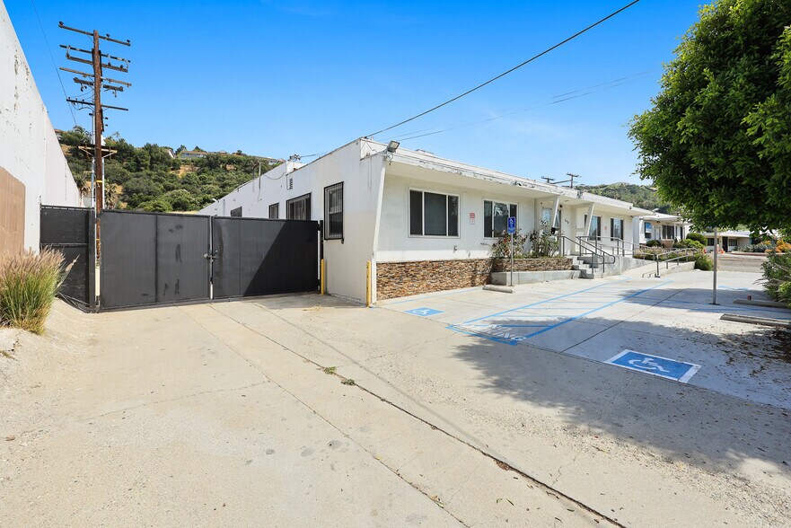 More Photos Of 548 Monterey Pass Rd, Monterey Park Warehouse For Lease