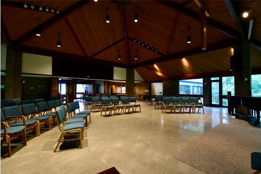 More Photos Of 1001 Green Rd, Ann Arbor Religious Facility For Sale