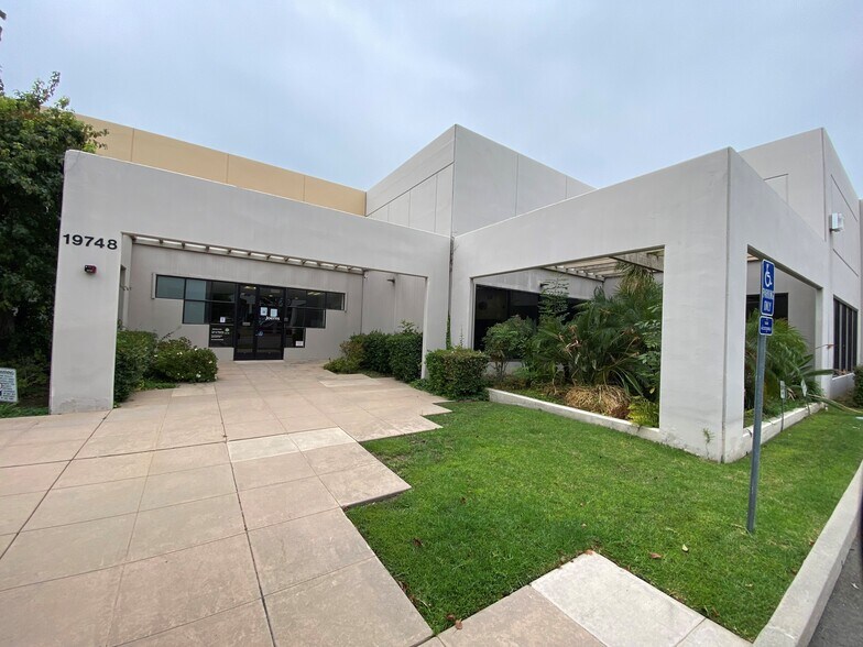 Primary Photo Of 19748 Dearborn St, Chatsworth Light Distribution For Lease