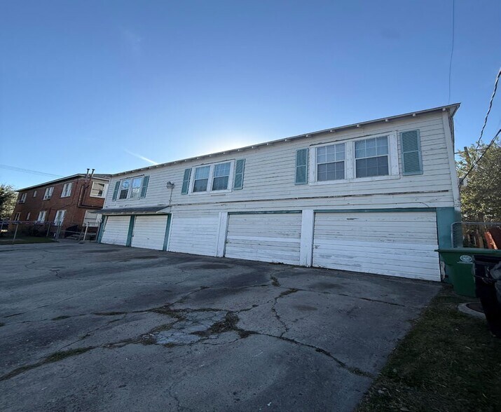 More Photos Of 2502 White Oak Dr, Houston Apartments For Sale