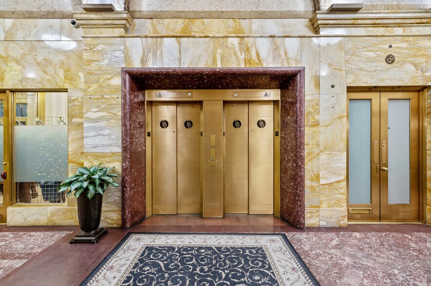 More Photos Of 730 17th St, Denver Office For Sale