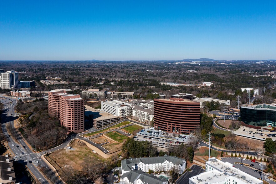 More Photos Of 2839 Paces Ferry Rd SE, Atlanta Office For Lease