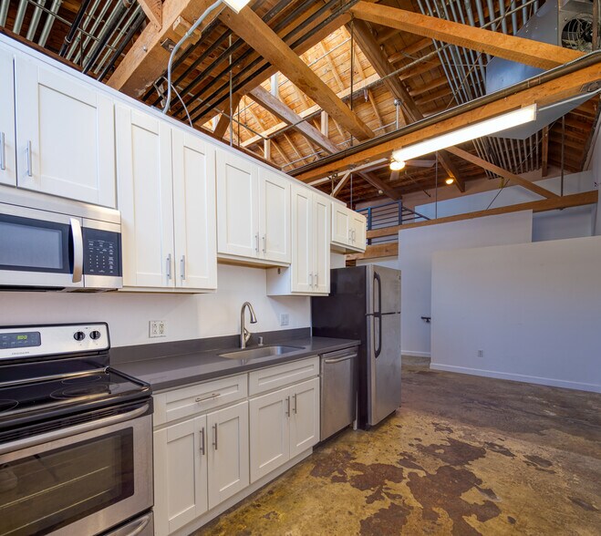 More Photos Of 1148 E 18th St, Oakland Apartments For Sale