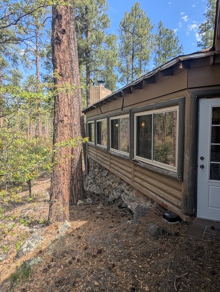 More Photos Of 101 Marapai Rd, Prescott Specialty For Sale