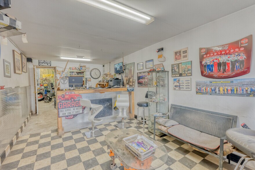 More Photos Of 2990 County Rd 6, Yarker Industrial For Sale