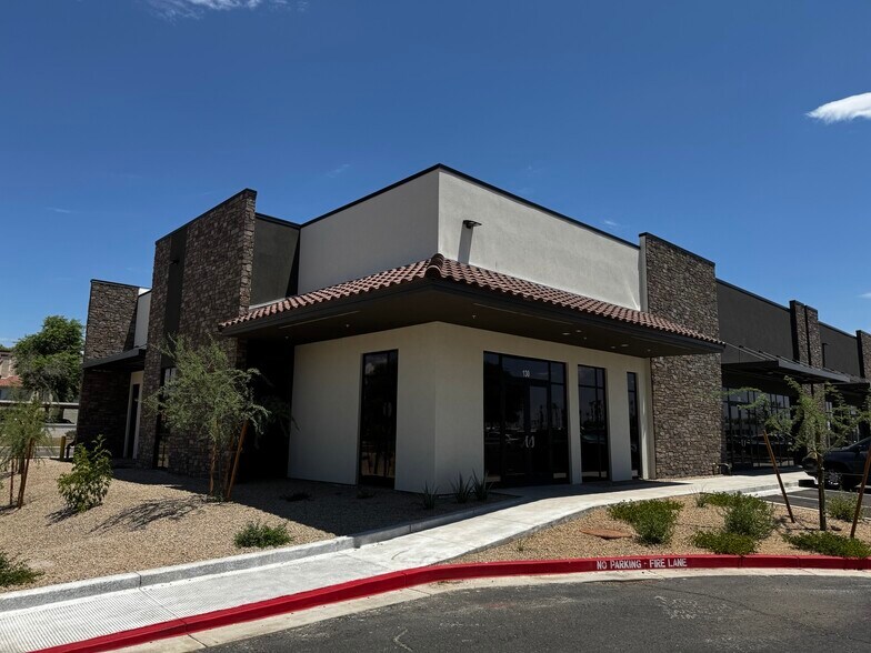 More Photos Of 12329 W Bola Dr, Surprise Medical For Lease