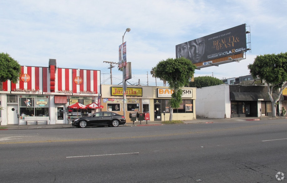 More Photos Of 11617 Santa Monica Blvd, Los Angeles Restaurant For Lease