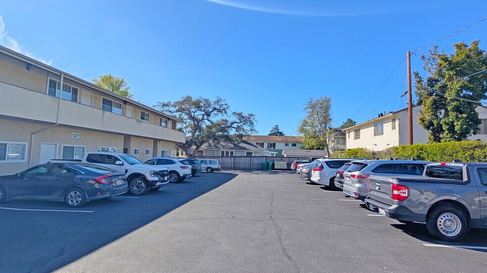 More Photos Of 100-104 W Arrellaga St, Santa Barbara Office For Lease