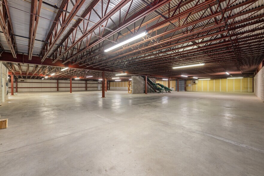 More Photos Of 888 Antler Dr, Casper Warehouse For Sale