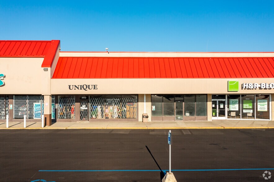 More Photos Of 4813-4945 Clio Rd, Flint Unknown For Lease