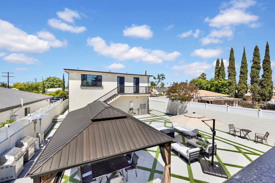 More Photos Of 7410 Denny Ave, Sun Valley Healthcare For Sale