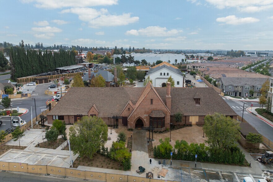 More Photos Of 7012 Walnut Grove Dr, Whittier Unknown For Lease