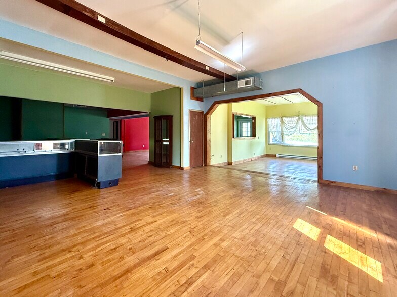 More Photos Of 5085 Route 23A, Haines Falls Flex For Sale