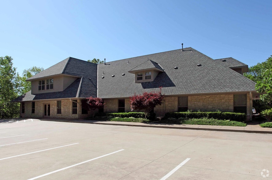 Primary Photo Of 3508 French Park Dr, Edmond Office For Lease