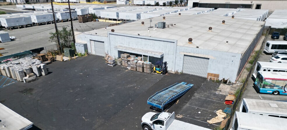 Primary Photo Of 4323-4329 Rowland Ave, El Monte Manufacturing For Lease