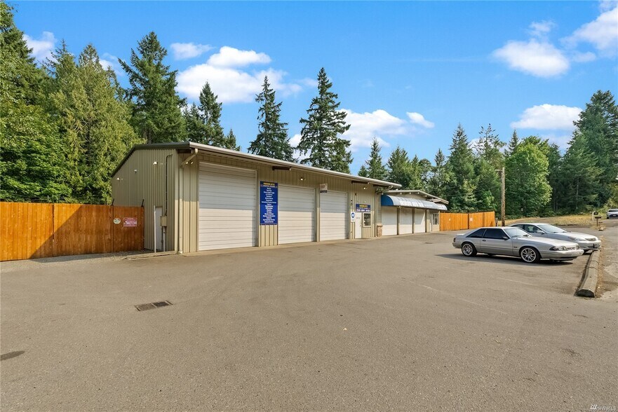 Primary Photo Of 9707 Key Peninsula Hwy NW, Gig Harbor General Retail For Sale