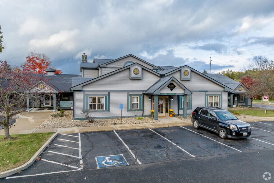 More Photos Of 754 S Cleveland Ave, Mogadore Medical For Sale