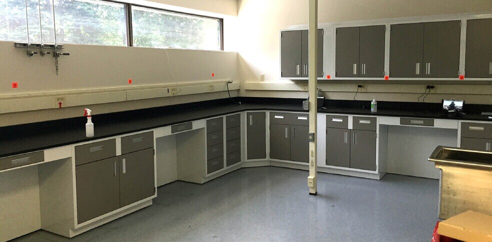 More Photos Of 15 Commercial St, Branford Research And Development For Sale