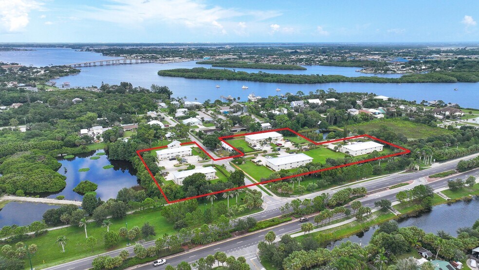 Primary Photo Of 604 SW 35th St, Palm City Apartments For Sale