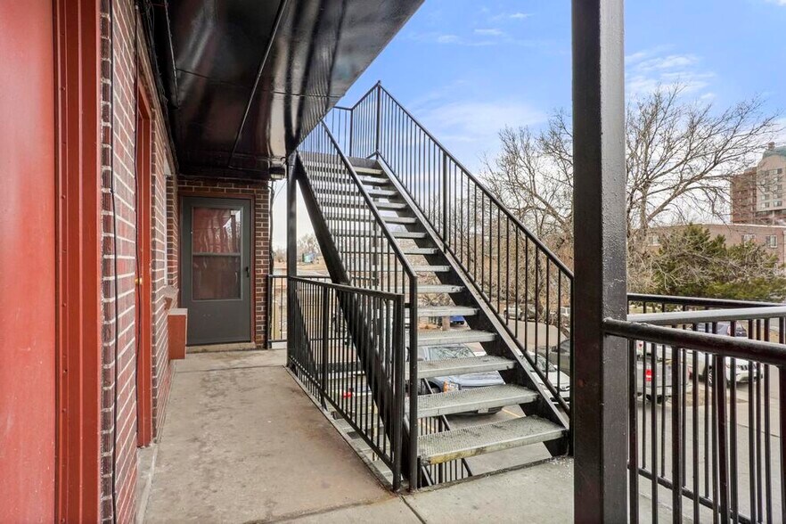More Photos Of 1100 S Quivas St, Denver Apartments For Sale