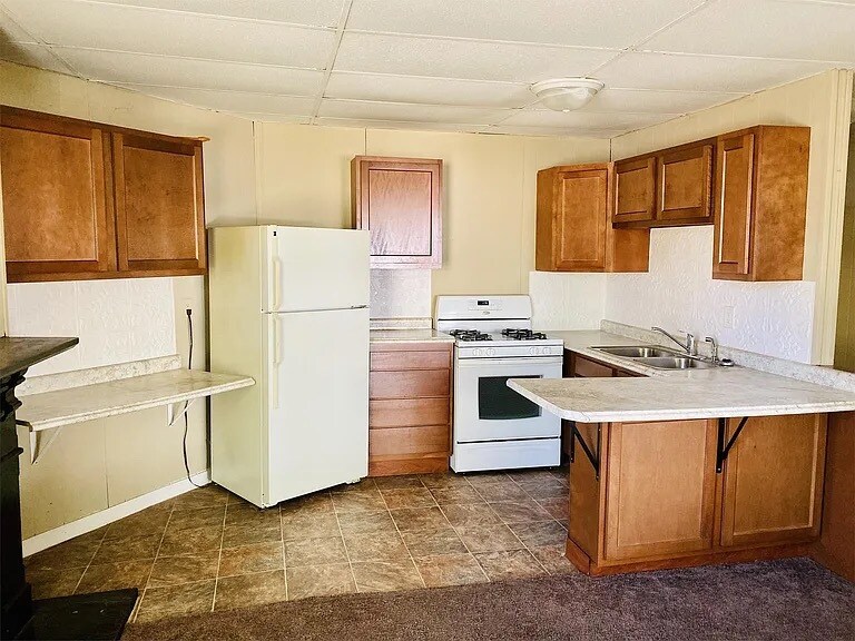 More Photos Of 617 W Franklin St, Shelbyville Apartments For Sale