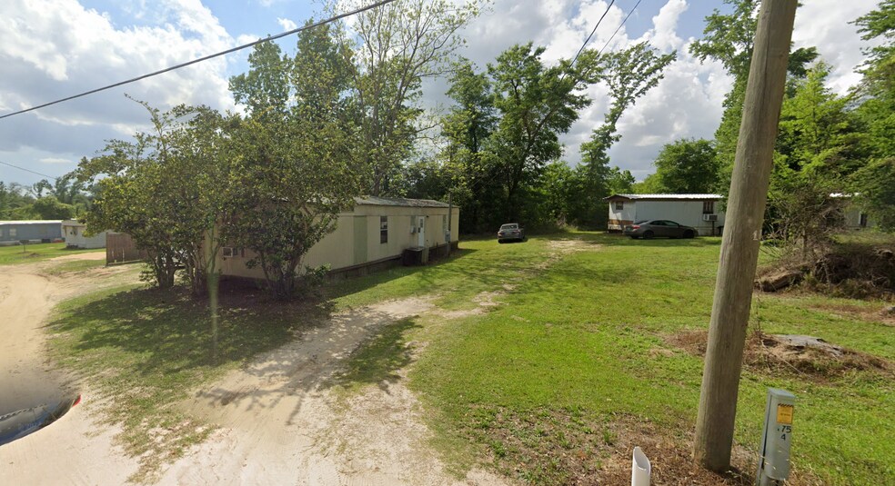 More Photos Of Warren Cir, Grand Ridge Multifamily For Sale
