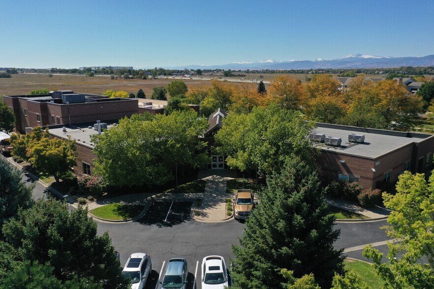 More Photos Of 7640 Westgate Dr, Windsor Office For Sale