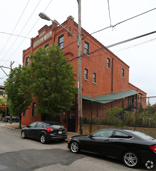 More Photos Of 1431 N Cadwallader St, Philadelphia Showroom For Lease