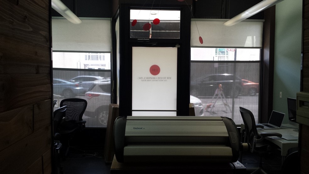 More Photos Of 1338-1346 W Irving Park Rd, Chicago Apartments For Lease