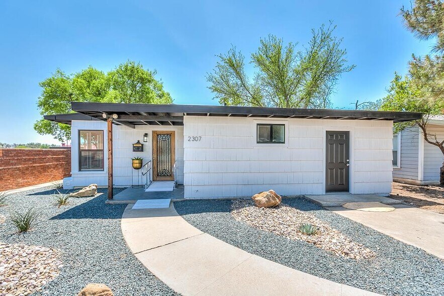 Primary Photo Of 2307 W Harris Ave, San Angelo Office Residential For Sale