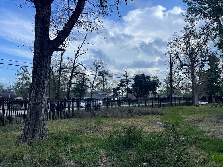 More Photos Of 7535 Nodding Pines Ln, Houston Manufactured Housing Mobile Home Park For Sale